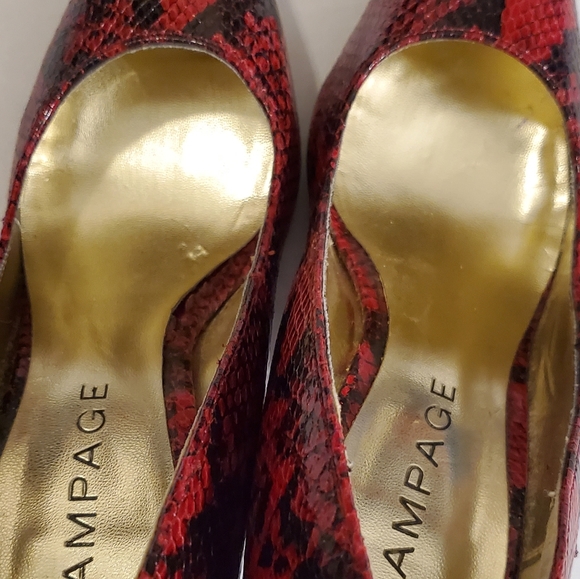 🔥SALE🔥Rampage Red Nicki Embossed Snake Skin Pumps 8 - Picture 7 of 12